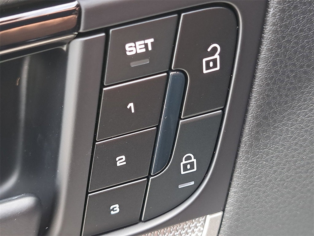 2025 Porsche Cayenne Base