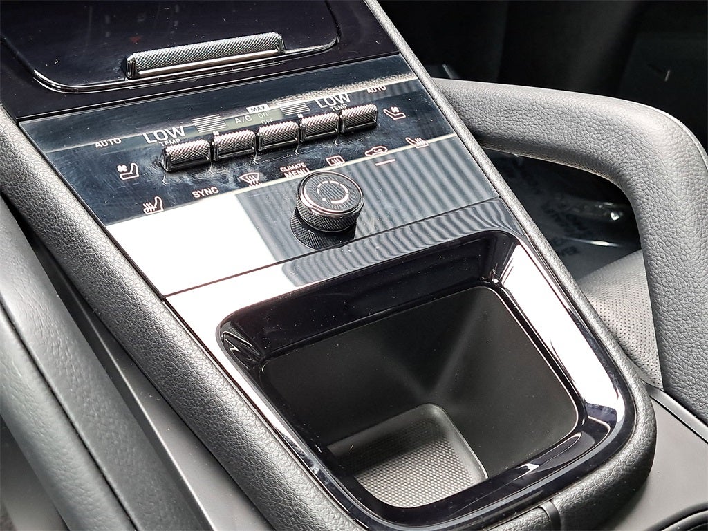 2025 Porsche Cayenne Base