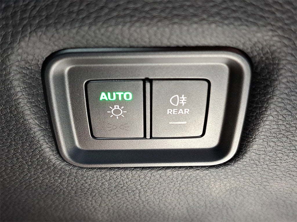 2025 Porsche Cayenne Base