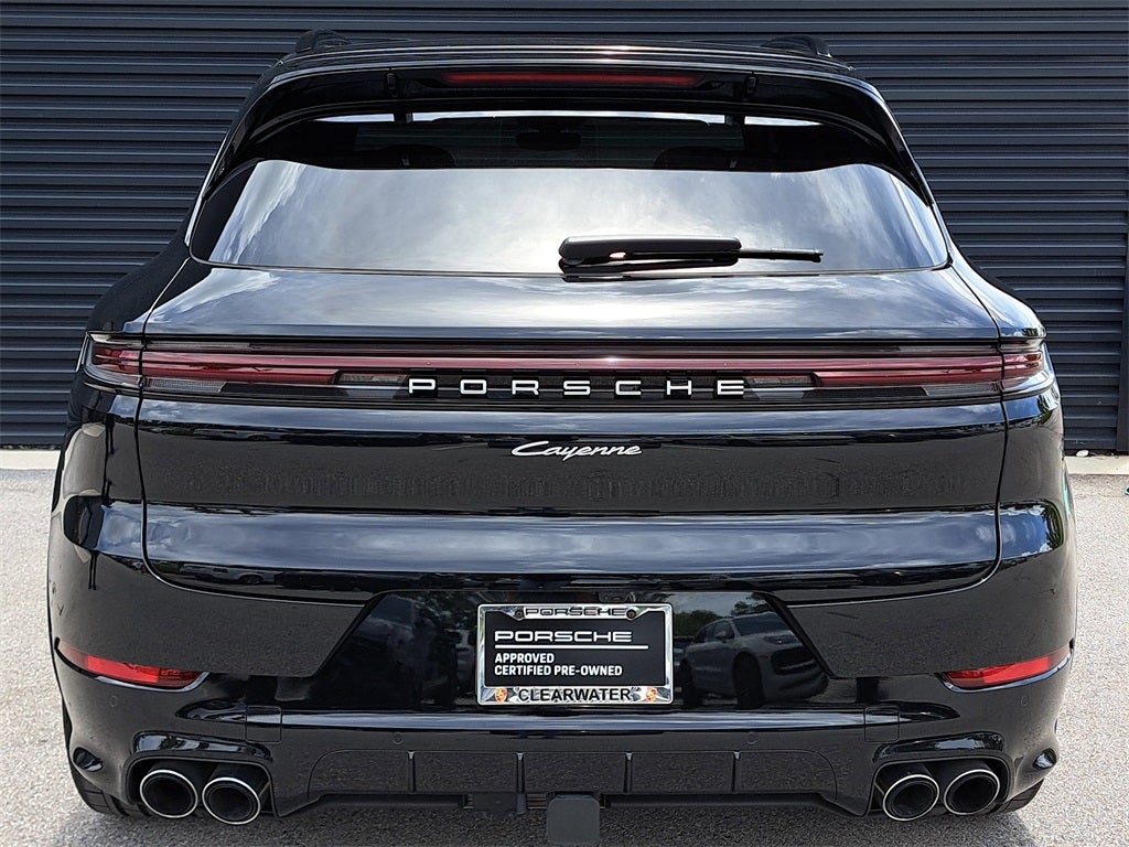 2025 Porsche Cayenne Base