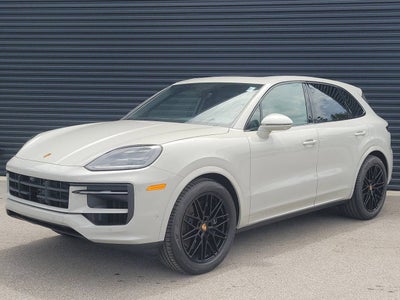 2025 Porsche Cayenne Base