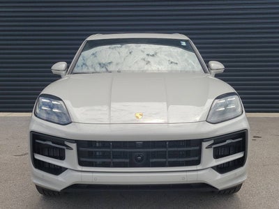 2025 Porsche Cayenne Base