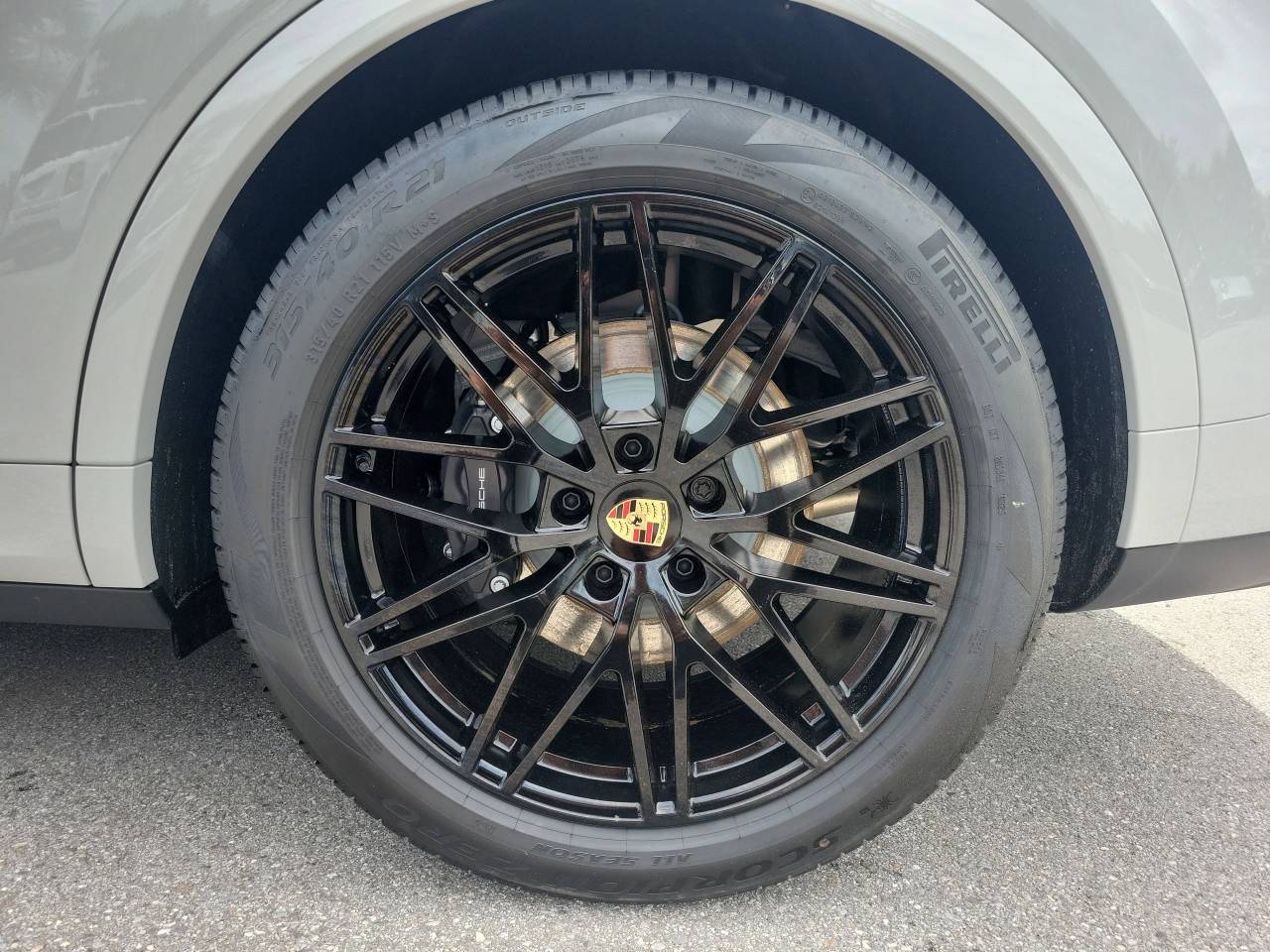 2025 Porsche Cayenne Base