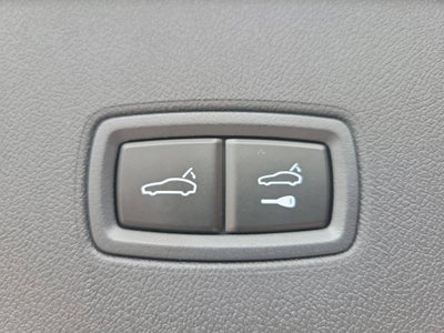 2025 Porsche Cayenne Base