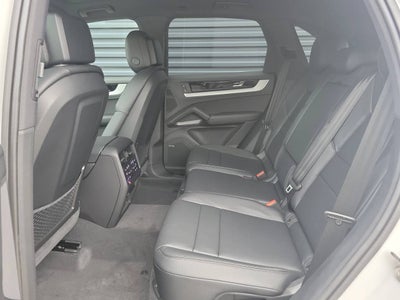 2025 Porsche Cayenne Base