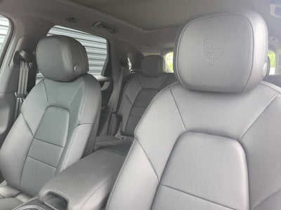 2025 Porsche Cayenne Base