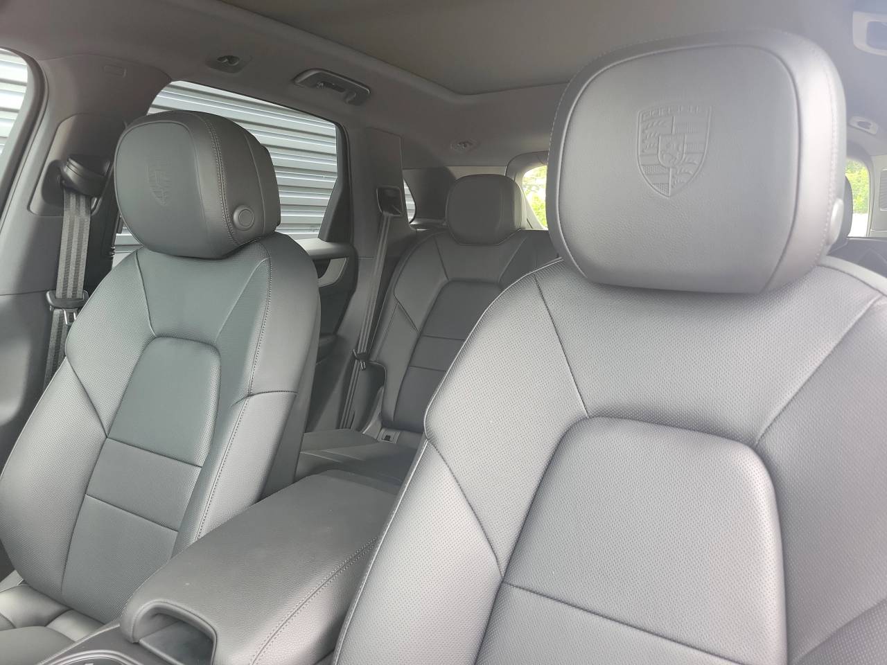 2025 Porsche Cayenne Base