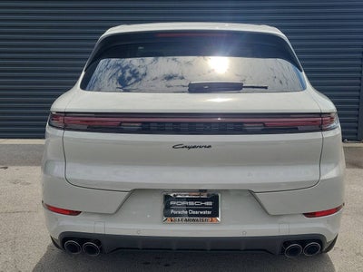 2025 Porsche Cayenne Base