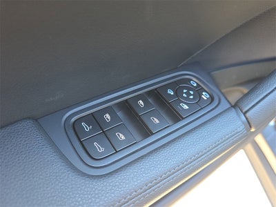 2025 Porsche Cayenne Base