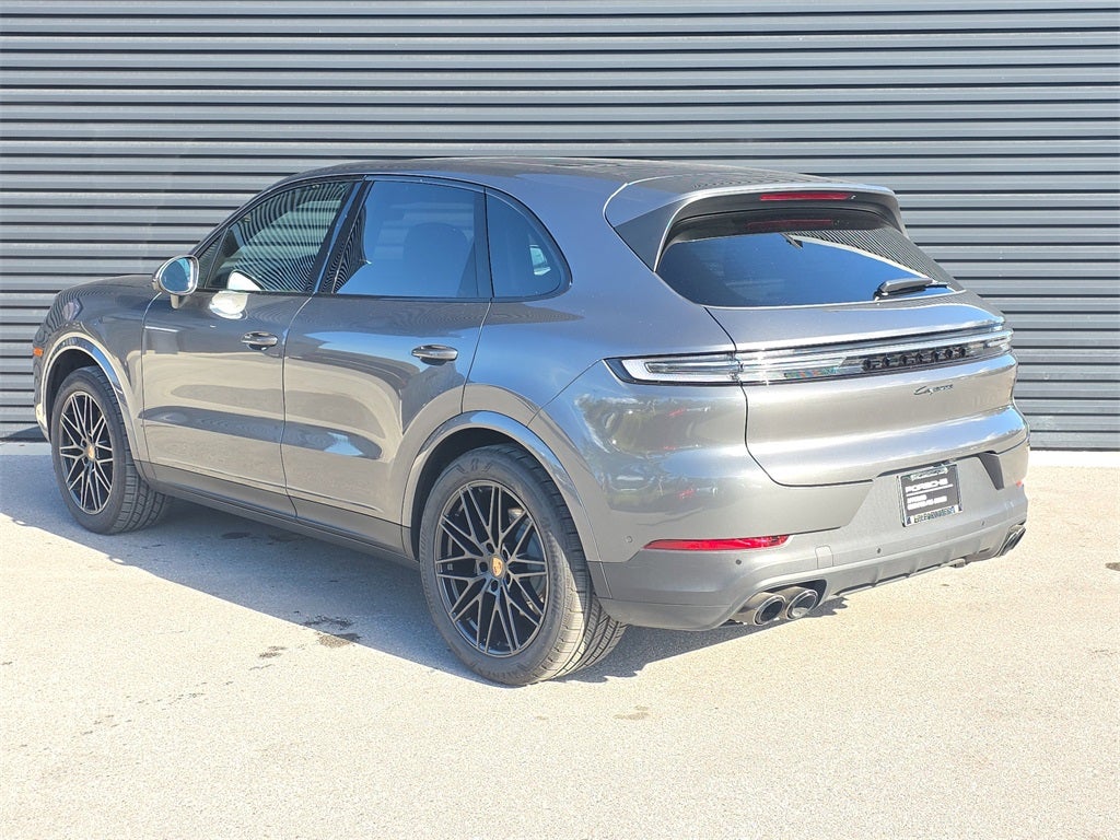 2025 Porsche Cayenne Base