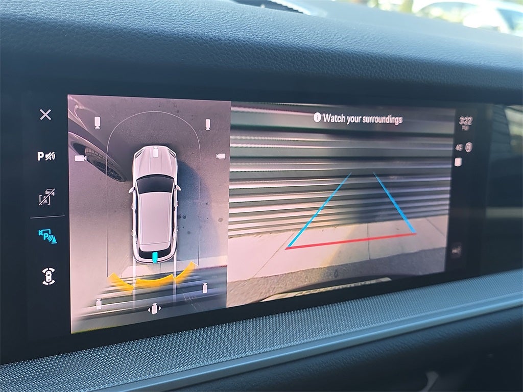 2025 Porsche Cayenne Base