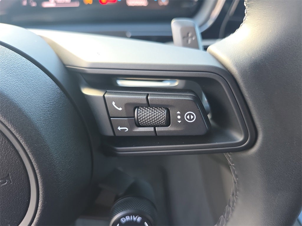 2025 Porsche Cayenne Base