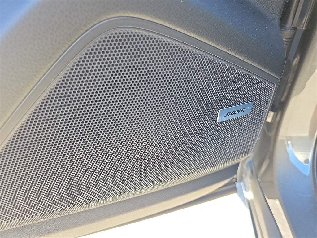 2025 Porsche Cayenne Base