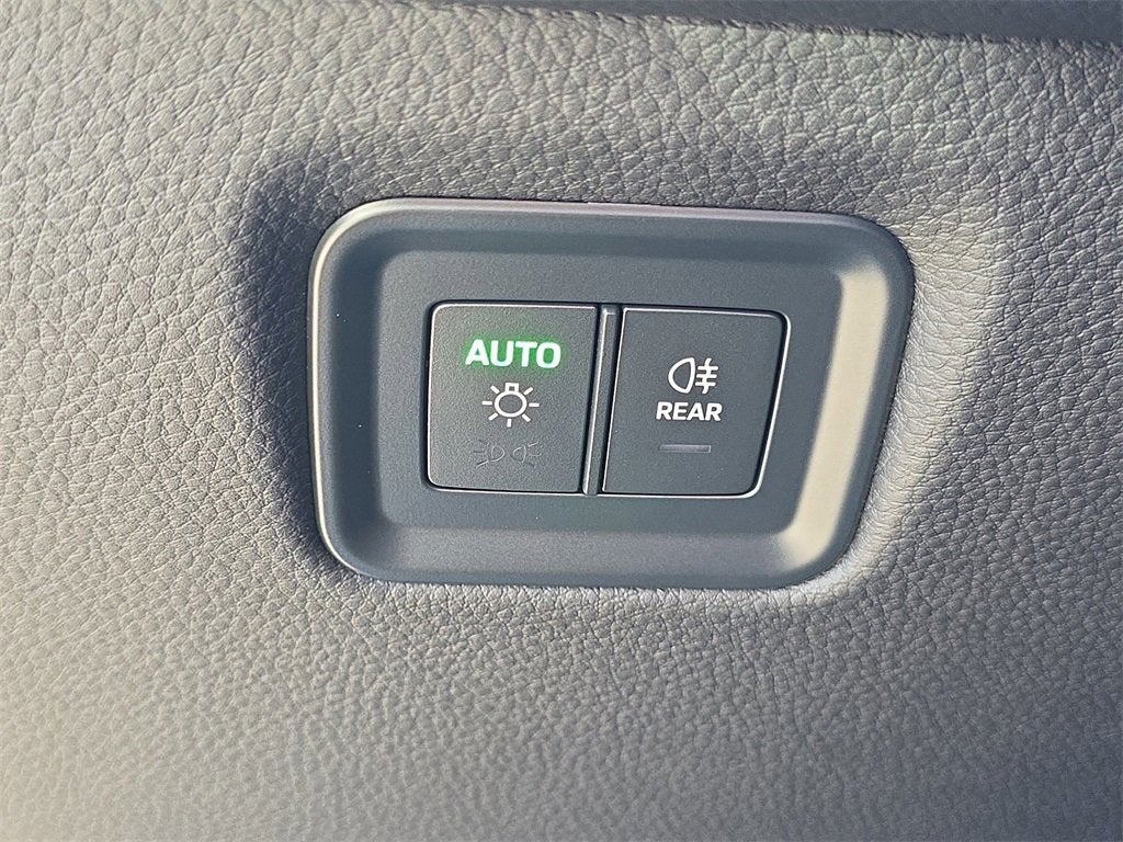 2025 Porsche Cayenne Base