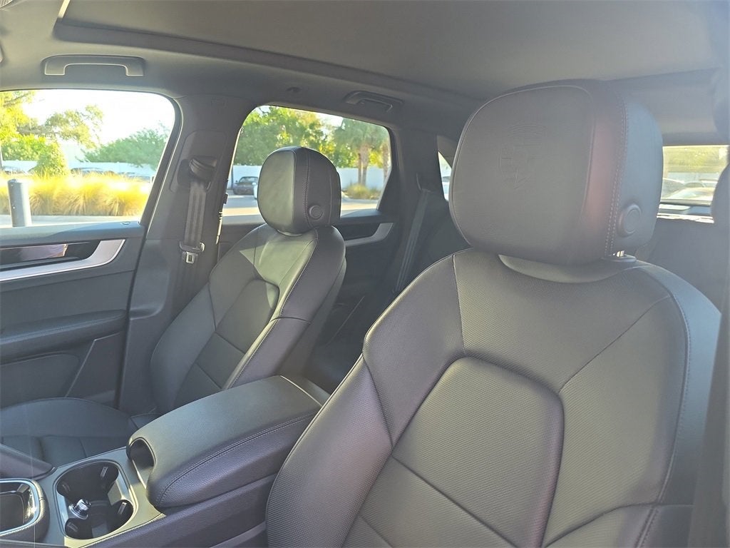 2025 Porsche Cayenne Base