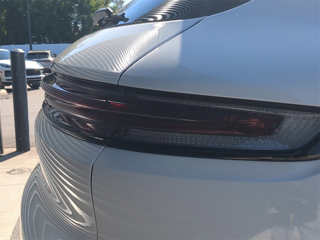 2025 Porsche Cayenne Base