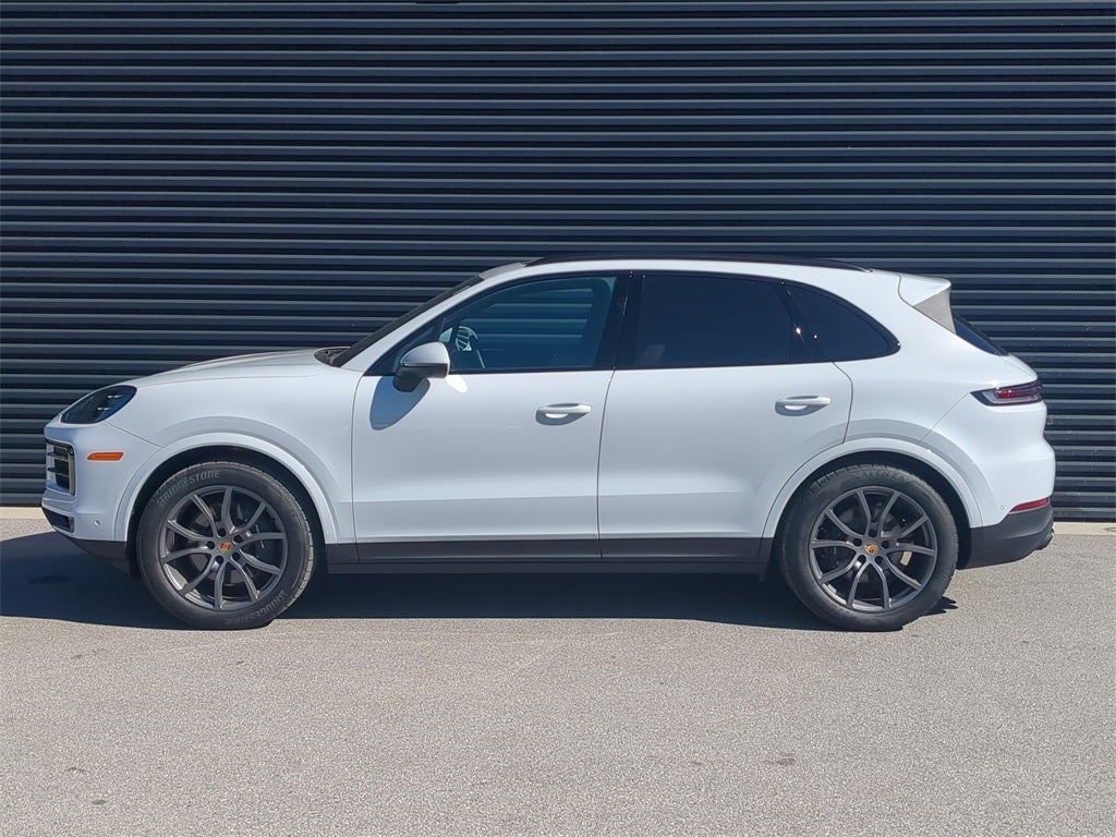 2025 Porsche Cayenne Base