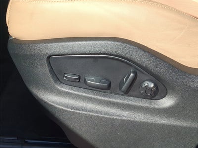 2025 Porsche Cayenne Base