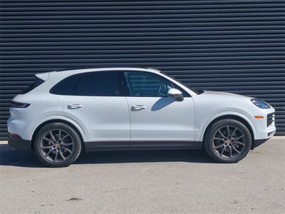 2025 Porsche Cayenne Base