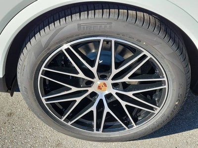 2026 Porsche Cayenne Base