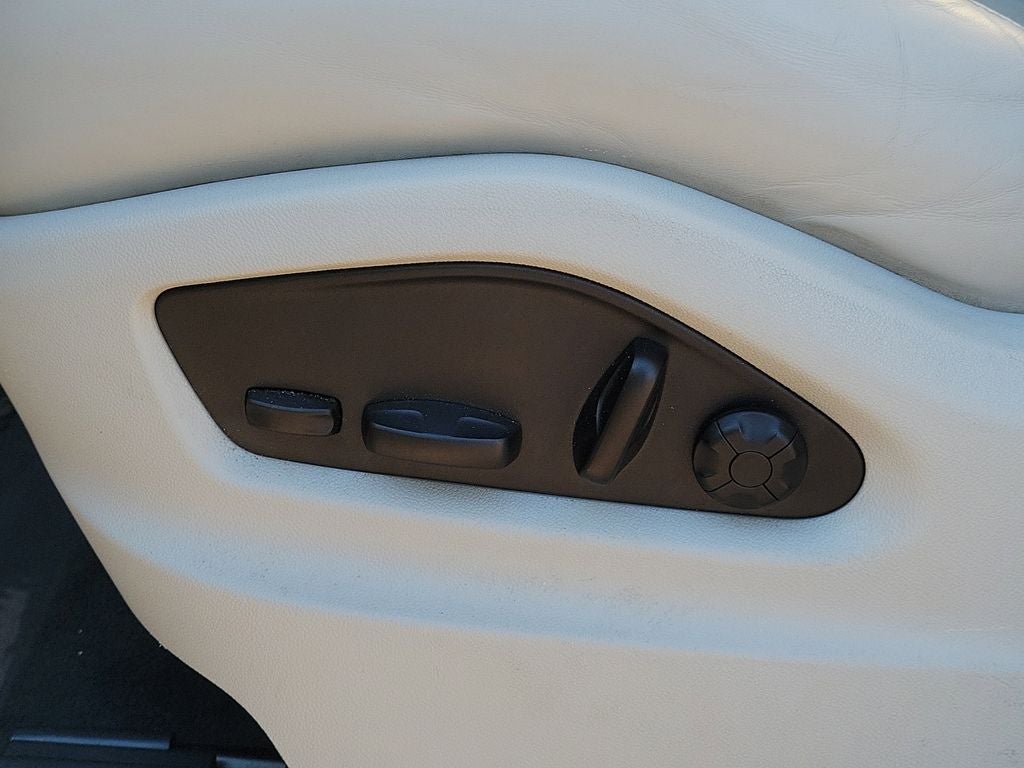 2022 Porsche Cayenne Base