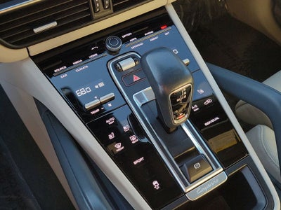 2022 Porsche Cayenne Base