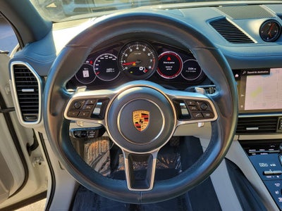 2022 Porsche Cayenne Base