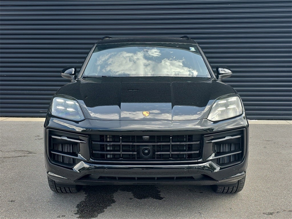 2025 Porsche Cayenne Base