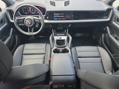 2025 Porsche Cayenne Base