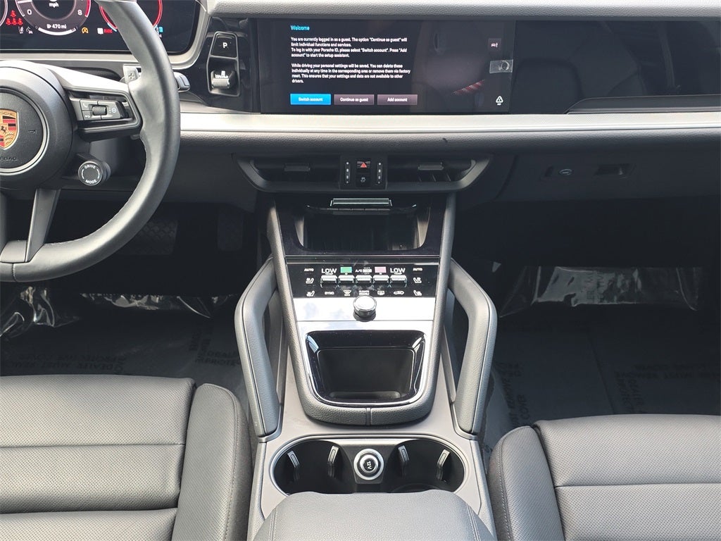 2025 Porsche Cayenne Base