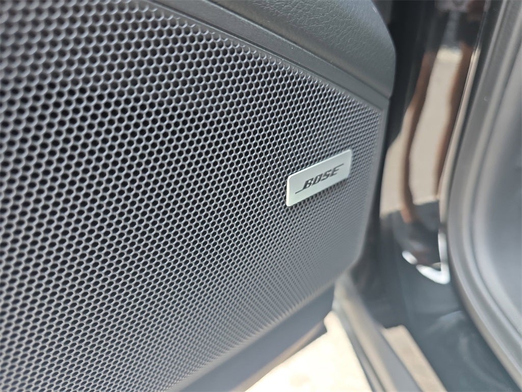 2025 Porsche Cayenne Base