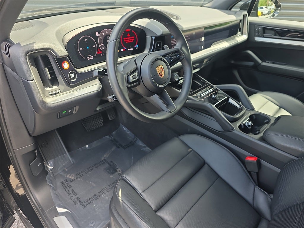2025 Porsche Cayenne Base
