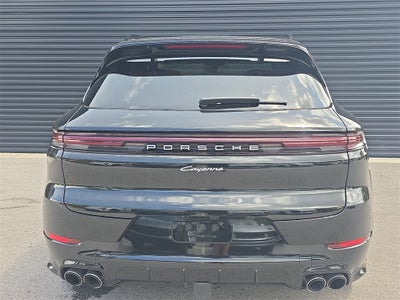 2025 Porsche Cayenne Base