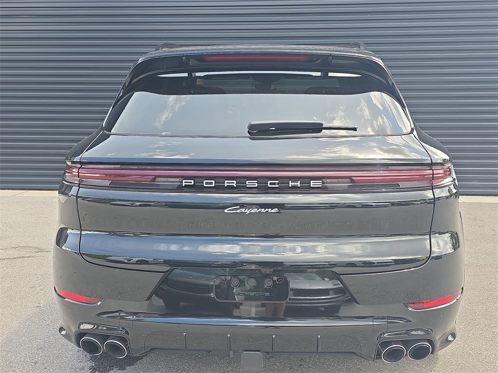 2025 Porsche Cayenne Base