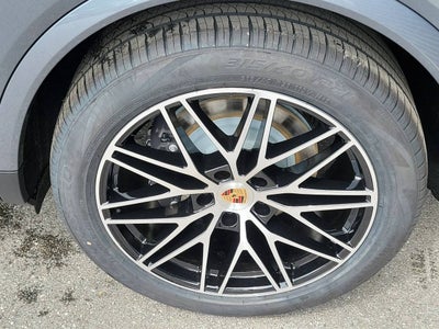 2026 Porsche Cayenne Base