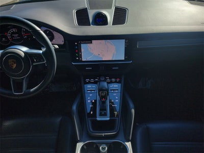 2023 Porsche Cayenne Platinum Edition