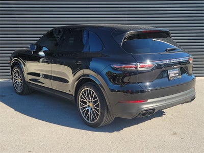 2023 Porsche Cayenne Platinum Edition