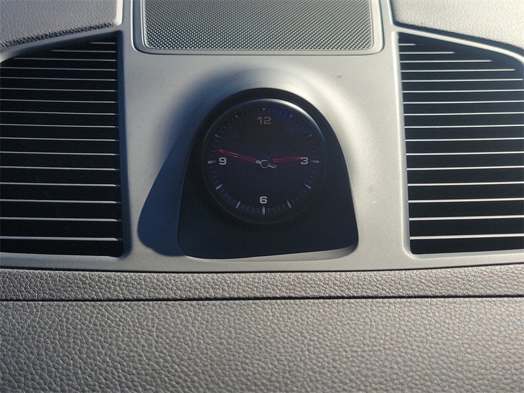 2023 Porsche Cayenne Platinum Edition