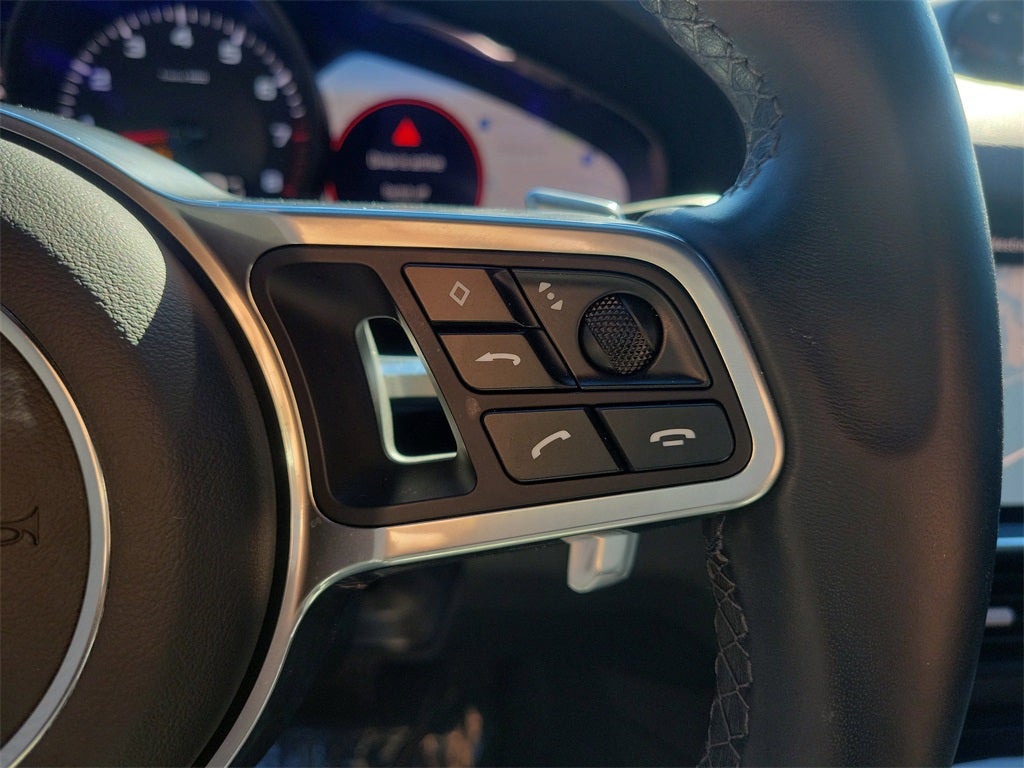 2023 Porsche Cayenne Platinum Edition