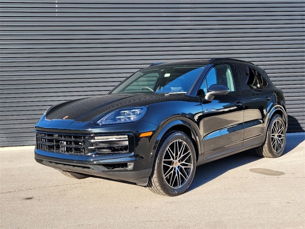 2025 Porsche Cayenne Base