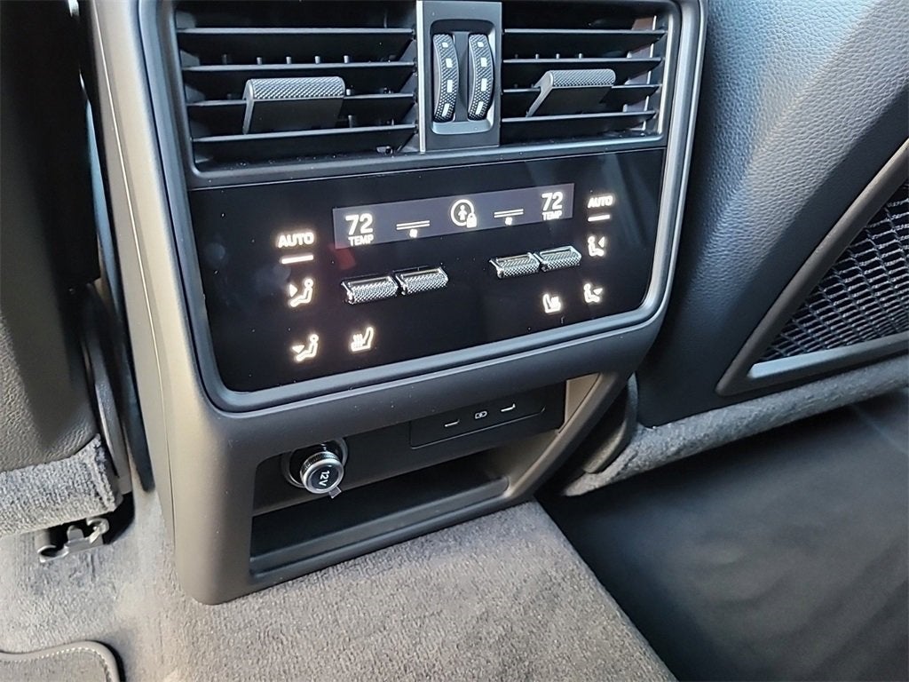 2025 Porsche Cayenne Base