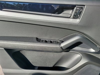 2025 Porsche Cayenne Base