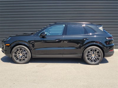 2025 Porsche Cayenne Base