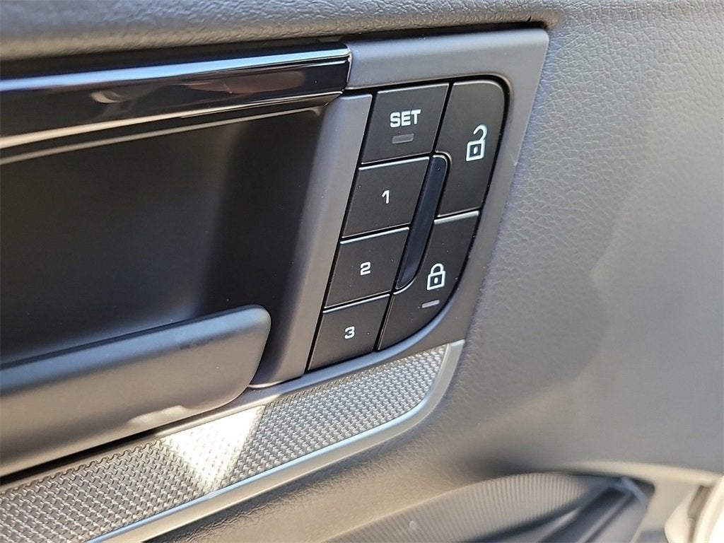 2025 Porsche Cayenne Base