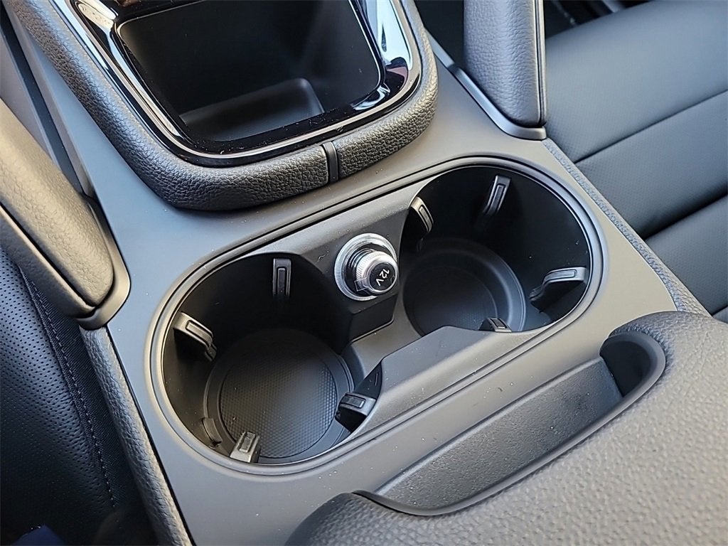 2025 Porsche Cayenne Base