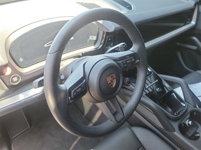 2025 Porsche Cayenne Base