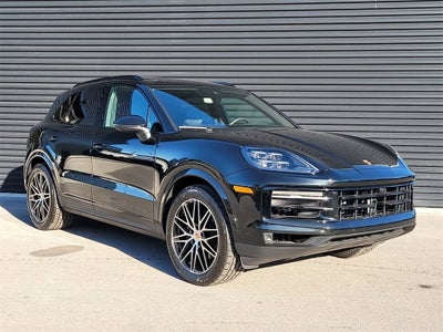 2025 Porsche Cayenne Base