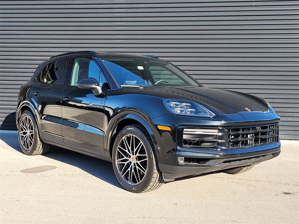 2025 Porsche Cayenne Base