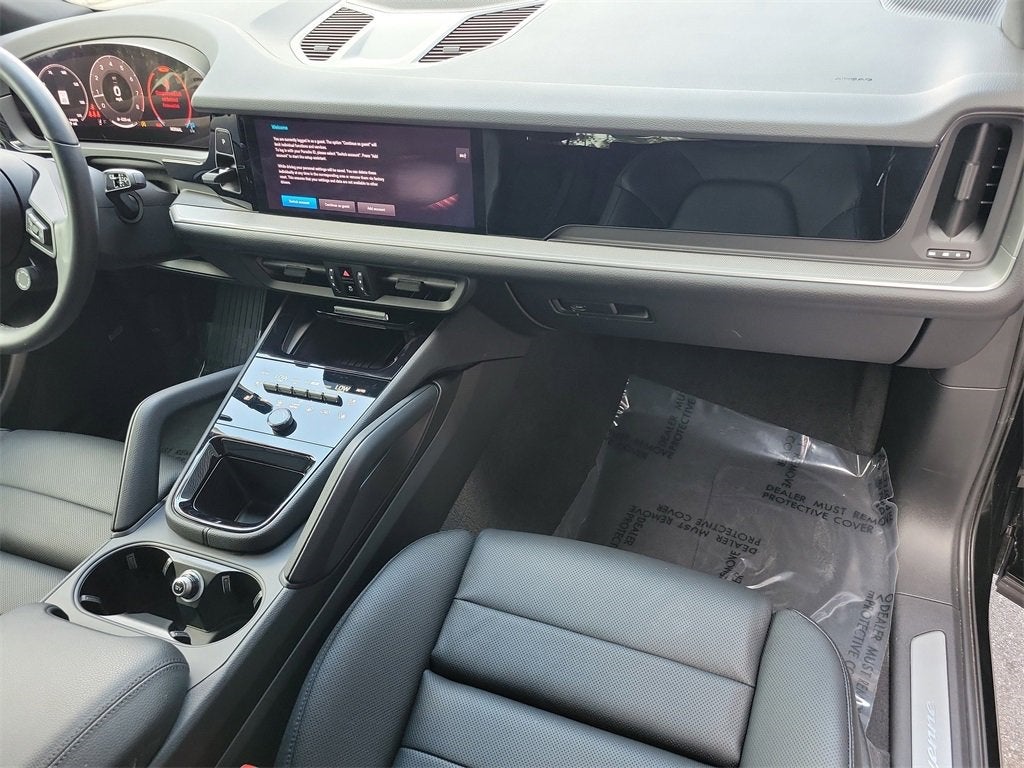 2025 Porsche Cayenne Base