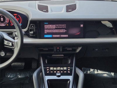 2025 Porsche Cayenne Base